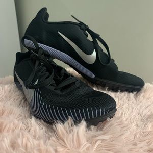Track spikes